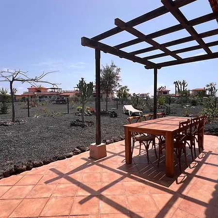 Villa Outside Con Piscina *